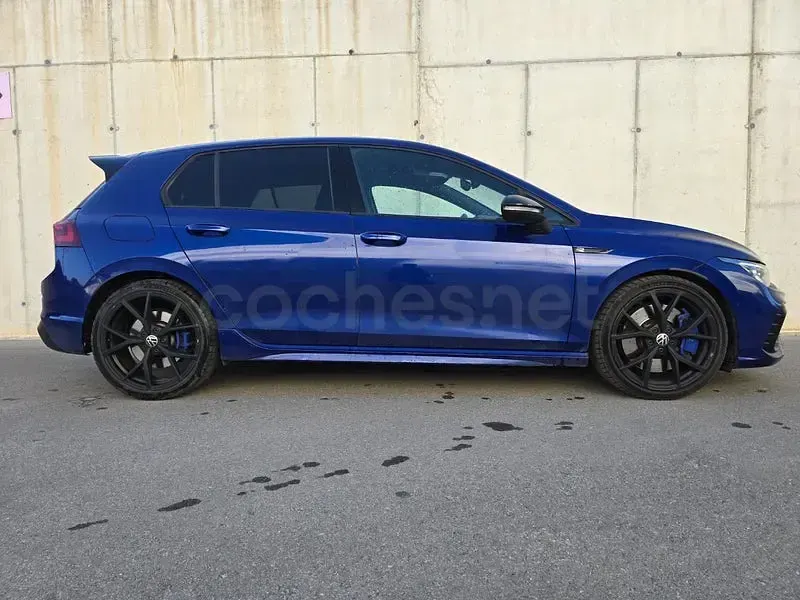 Usado VW Golf VIII R 320 CV (235 kW) 2022 Azul Berlina
