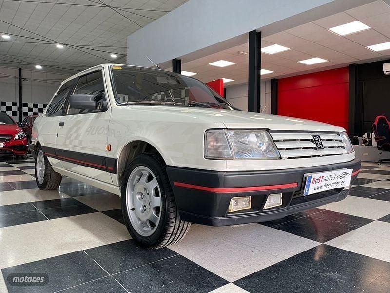 Usado Peugeot 309 GTi 130 CV (95 kW) 1992 Blanco Utilitario