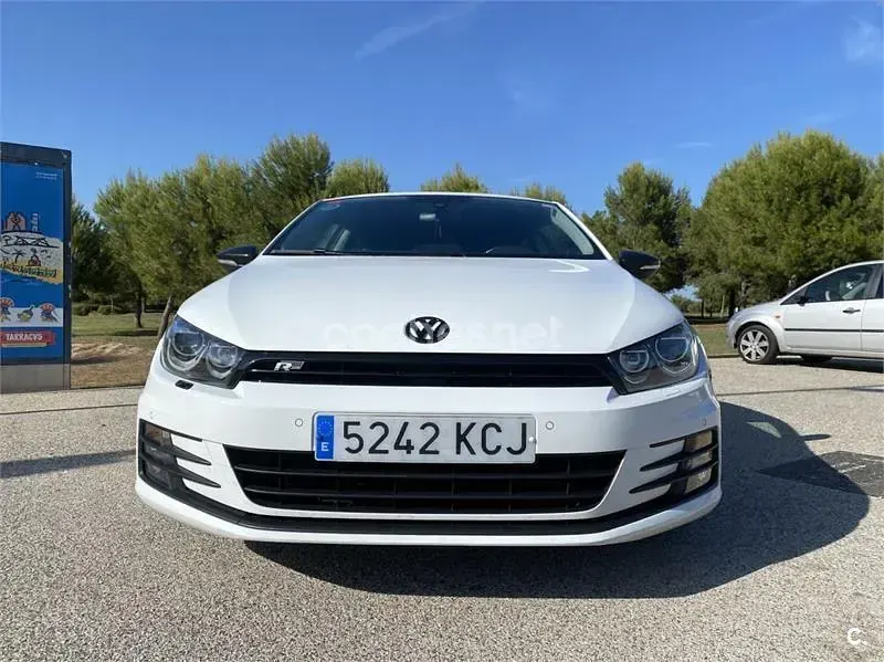 Usado VW Scirocco R-line 125 CV (91 kW) 2017 Blanco Coupe