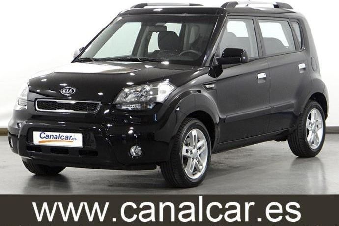 Negro Usado 2010 Kia Soul SUV | 8211 € - Imagen 1/4