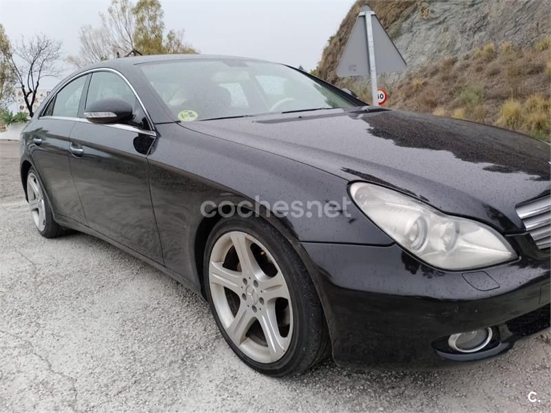 Usado Mercedes CLS320 224 CV (164 kW) 2007 Negro Berlina