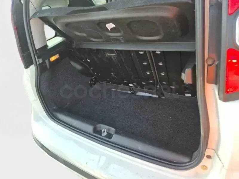 Usado Fiat Panda Cross Cross 70 CV (51 kW) 2023 Blanco Utilitario