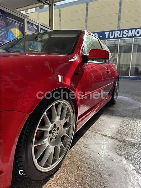 Usado VW Golf IV GTI 150 CV (110 kW) 2000 Rojo Berlina