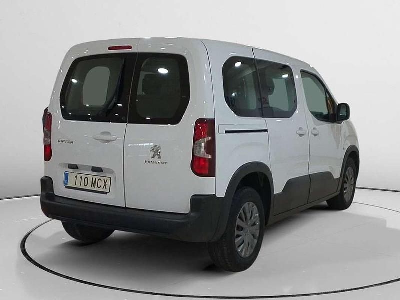 Usado Peugeot Rifter Active 103 CV (75 kW) 2022 Blanco Monovolumen