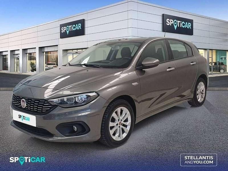 Gris Usado 2020 Fiat Tipo Lounge Utilitario | 9990 € (Buen precio) - Imagen 1/4