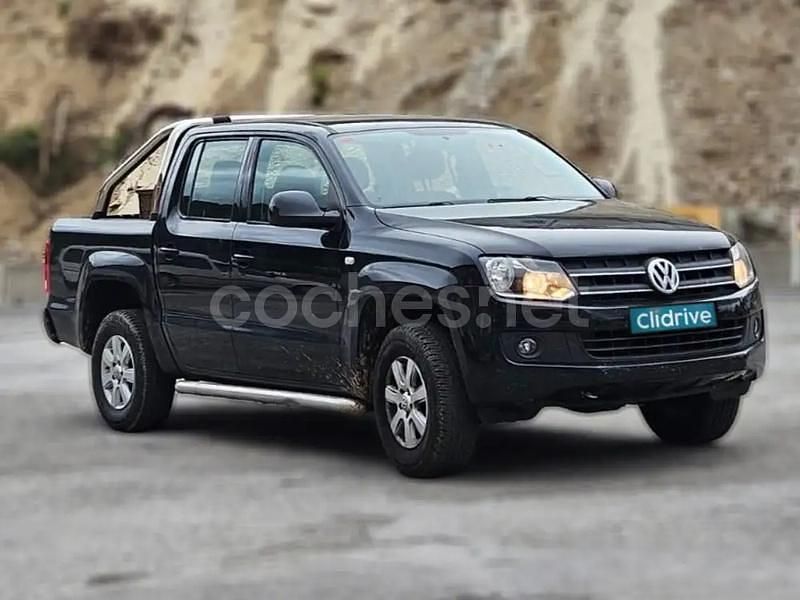 Usado VW Amarok Trendline 163 CV (119 kW) 2011 Negro Pickup/Camioneta