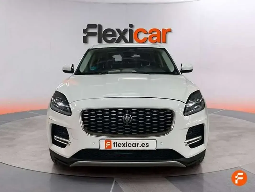 Usado Jaguar E-Pace 163 CV (119 kW) 2021 Blanco SUV
