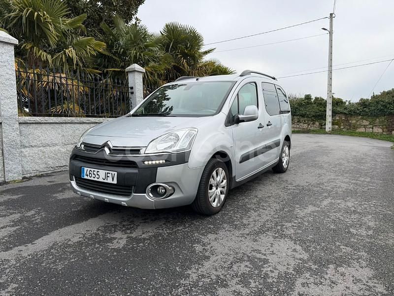 Usado Citroën Berlingo XTR 114 CV (83 kW) 2015 Gris / plata Monovolumen