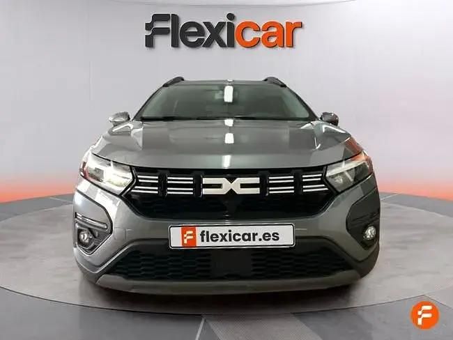 Käytetty Dacia Jogger Expression 110 HP (80 kW) 2024 Harmaa Tila-auto