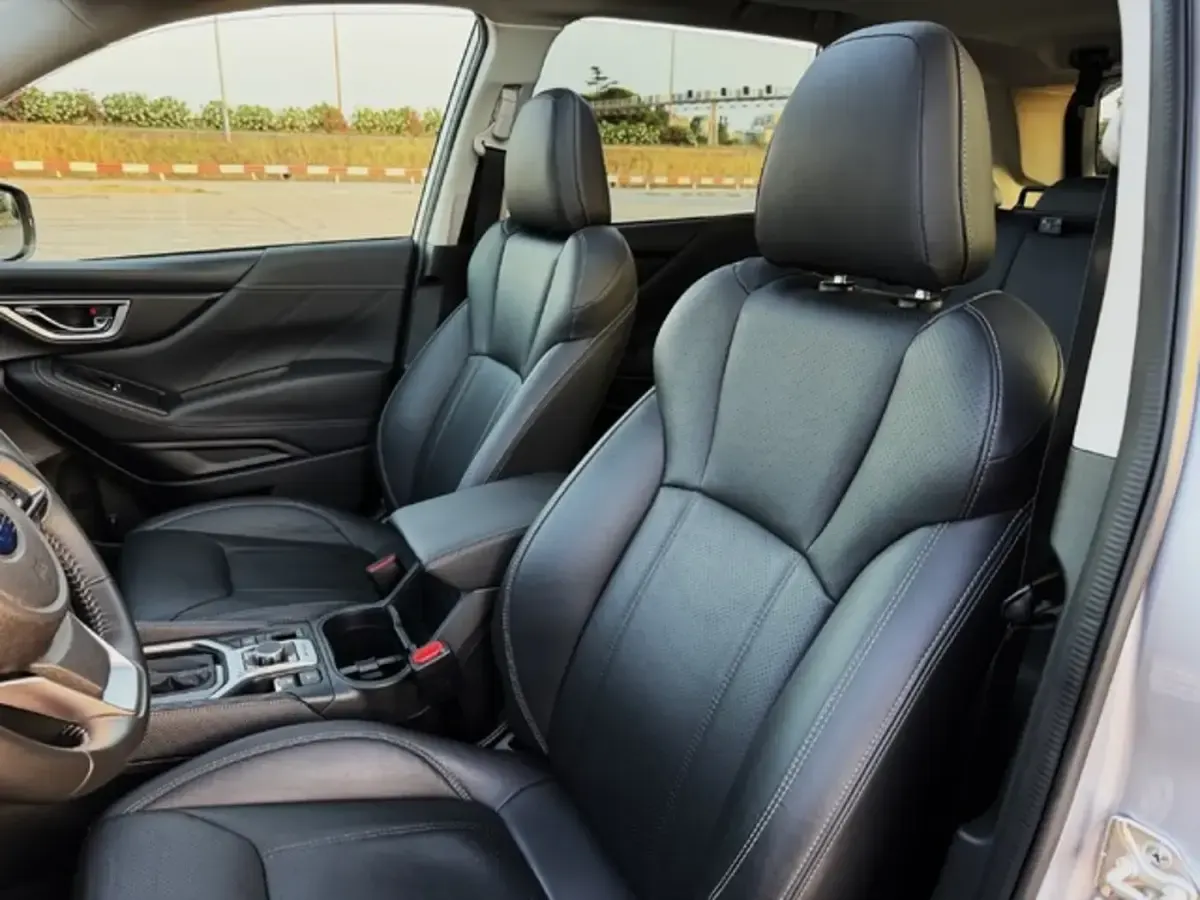 Usado Subaru Forester 151 CV (111 kW) 2022 Plateado SUV