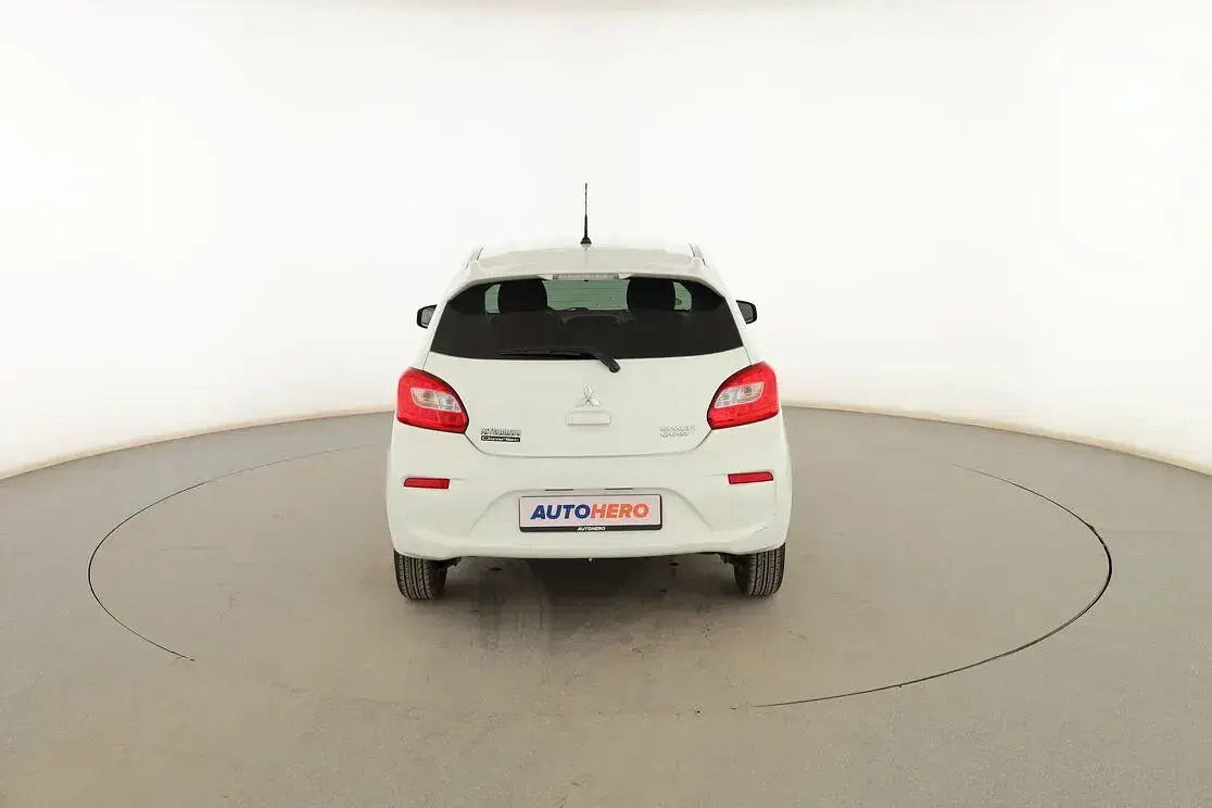 Usado Mitsubishi Space Star Motion 80 CV (58 kW) 2019 Blanco Utilitario