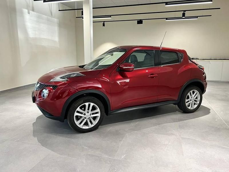 Usado Nissan Juke N-Connecta 110 CV (80 kW) 2017 Rojo SUV
