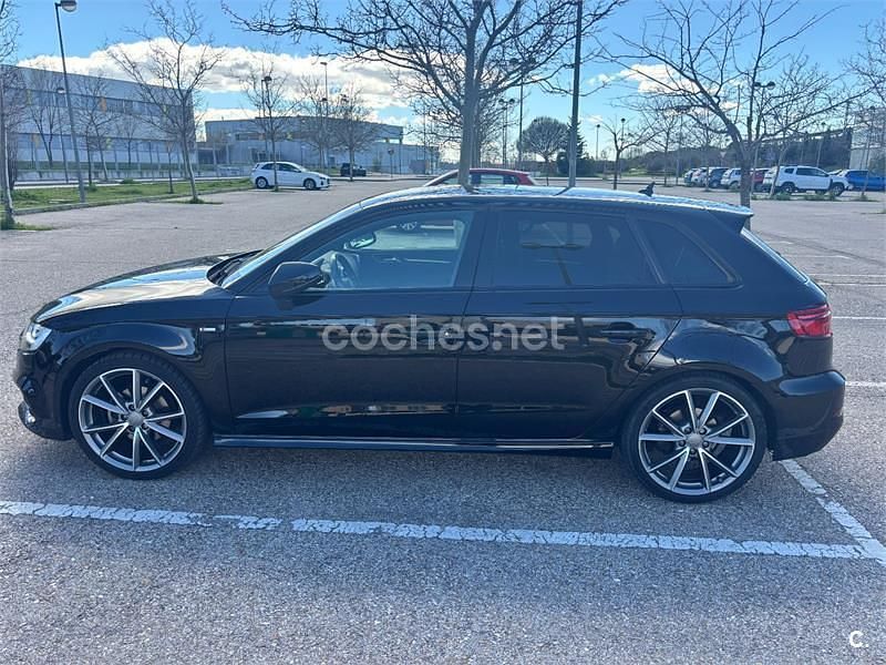 Usado Audi A3 150 CV (110 kW) 2018 Negro Berlina