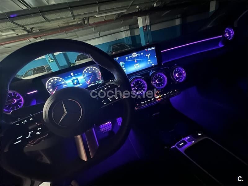 Usado Mercedes A200 163 CV (119 kW) 2024 Gris / plata Berlina