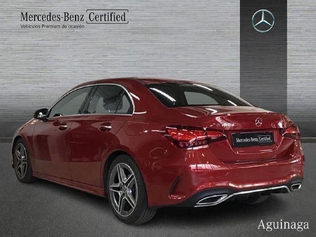 Usado Mercedes A180 116 CV (85 kW) 2024 Manufaktur rojo patagonia