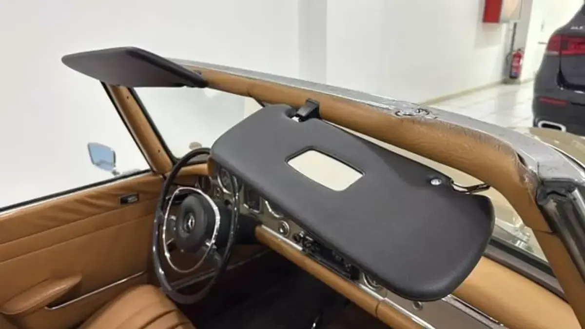 Usado Mercedes W113 170 CV (125 kW) 1968 Beige Descapotable