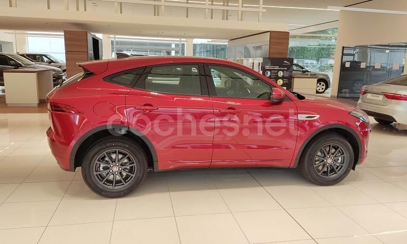 Usado Jaguar E-Pace R-Dynamic 163 CV (119 kW) 2021 Granate SUV