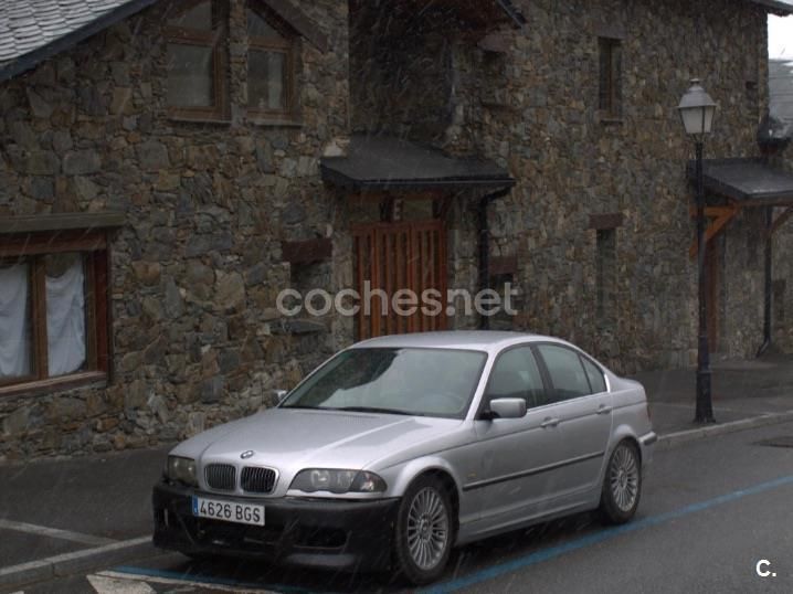 Gris / plata Usado 2000 BMW 323 Berlina | 3600 € - Imagen 1/4