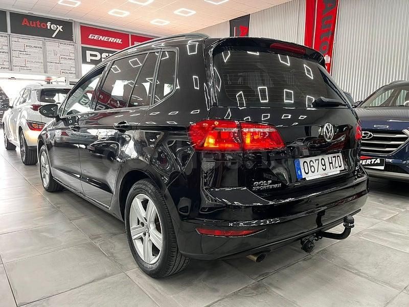 Usado VW Golf Sportsvan Edition 110 CV (80 kW) 2014 Negro Monovolumen