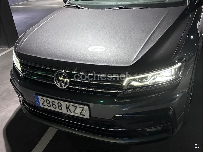 Gris / plata Usado 2019 VW Tiguan Allspace Sportline SUV | 26.000 € (Buen precio) - Imagen 1/4