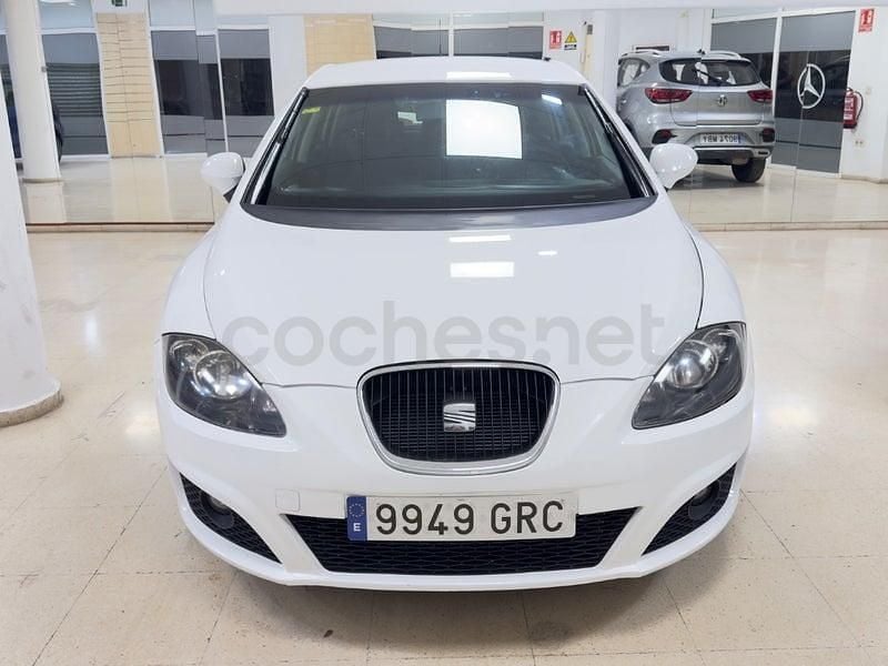 Usado Seat Leon Ecomotive 105 CV (77 kW) 2009 Blanco Utilitario