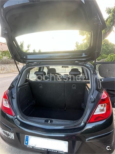 Negro Usado 2014 Opel Corsa Selective Berlina | 8500 € (Un poco caro) - Imagen 1/4