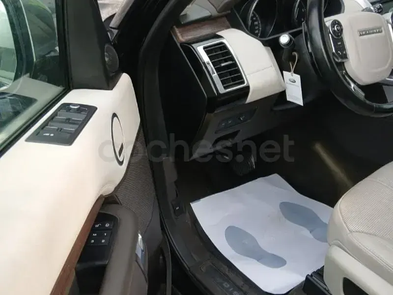 Usado Land Rover Discovery HSE Luxury 258 CV (189 kW) 2017 Negro SUV