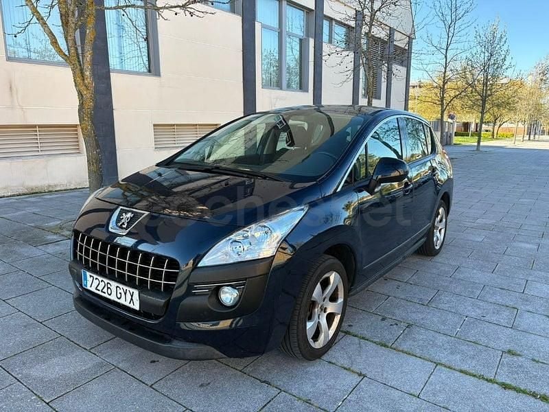 Usado Peugeot 3008 Premium 112 CV (82 kW) 2010 Azul Familiar
