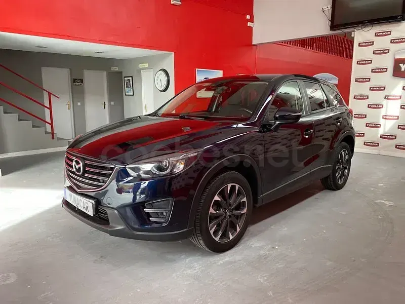 Käytetty Mazda CX-5 Luxury 150 HP (110 kW) 2016 Sininen Katumaasturi