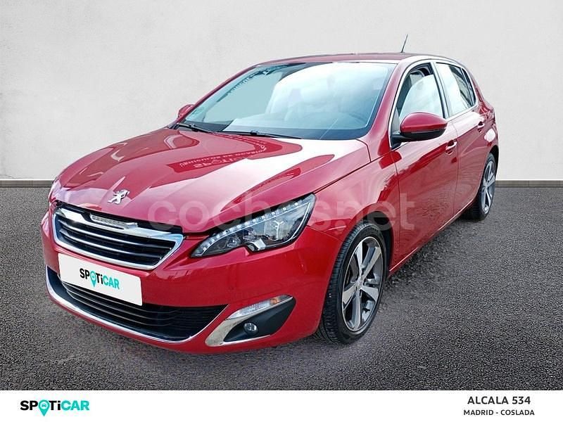 Usado Peugeot 308 Allure 110 CV (80 kW) 2015 Rojo Berlina