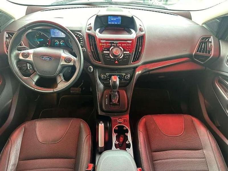 Usado Ford Kuga Titanium 140 CV (102 kW) 2014 Blanco SUV