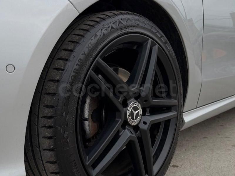 Usado Mercedes CLA200 156 CV (114 kW) 2017 Gris / plata Berlina