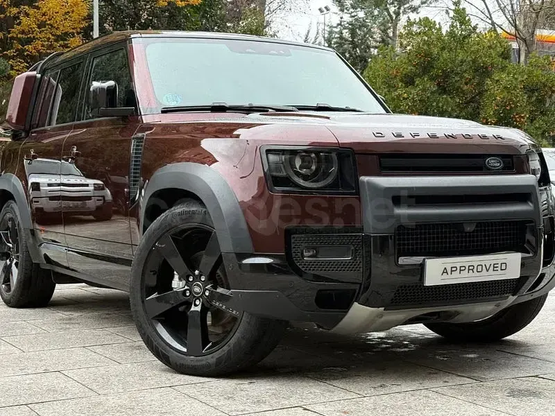 Usado Land Rover Defender 249 CV (183 kW) 2025 Granate SUV