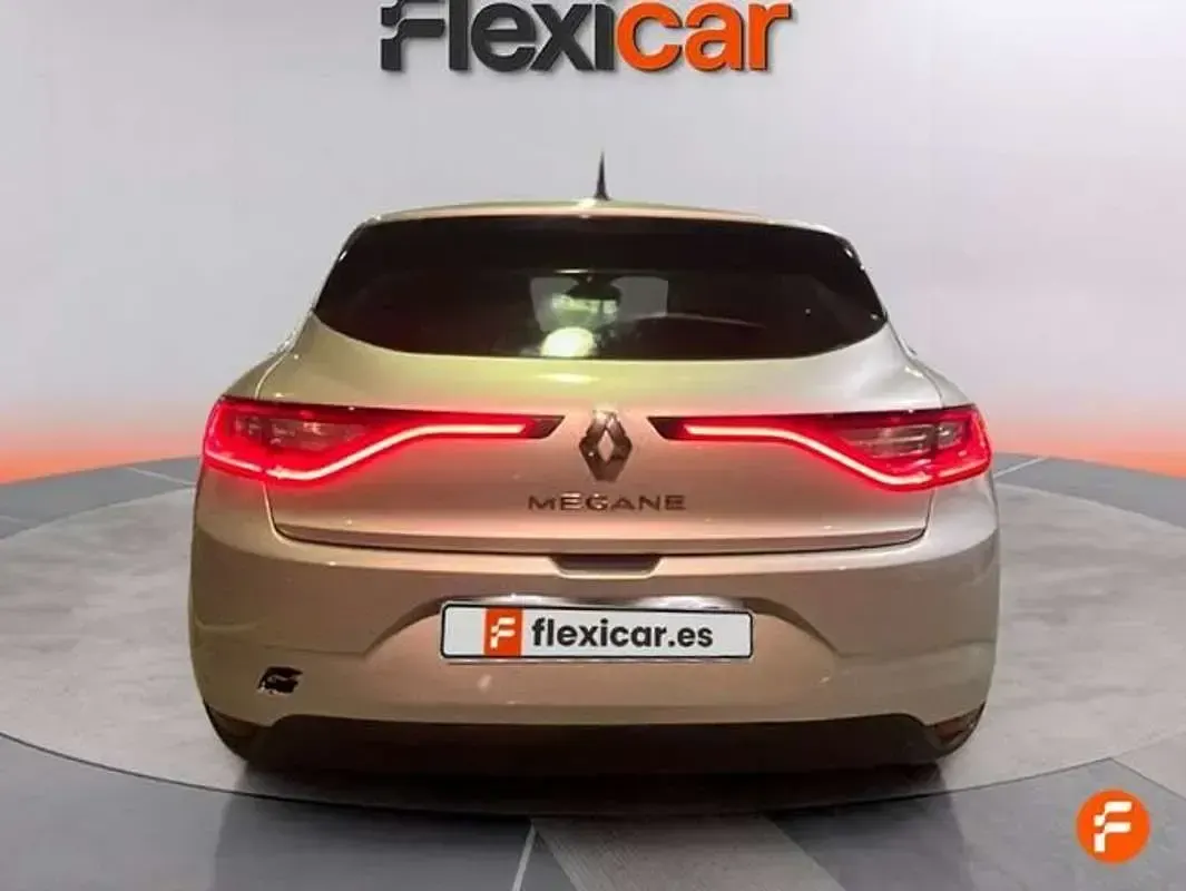 Usado Renault Mégane IV LIMITED 140 CV (102 kW) 2020 Gris Utilitario