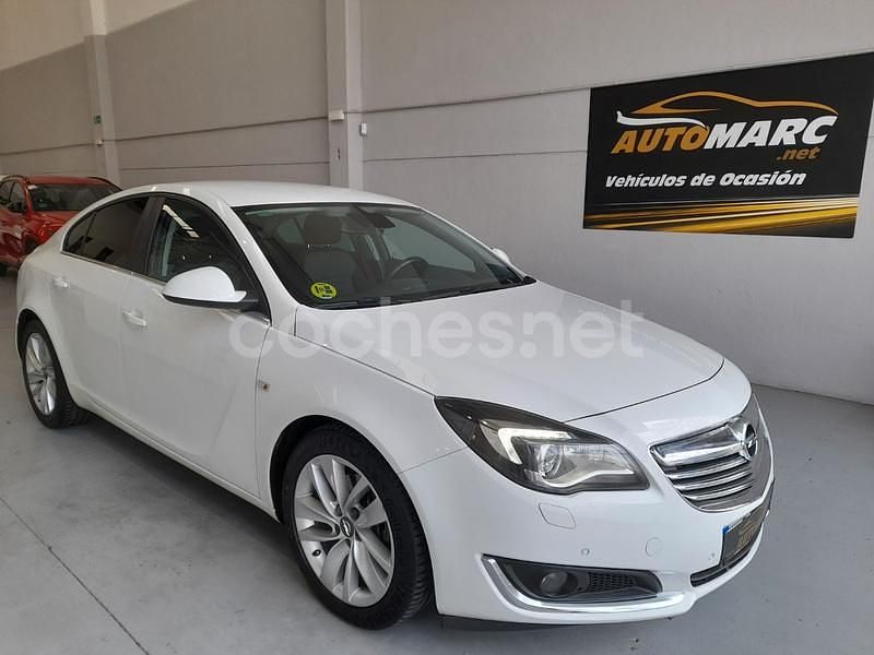 Blanco Usado 2015 Opel Insignia Sportive Berlina | 9990 € (Precio justo) - Imagen 1/4