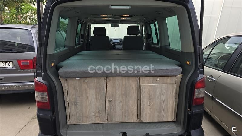 Usado VW Multivan Comfortline 174 CV (127 kW) 2004 Negro Van