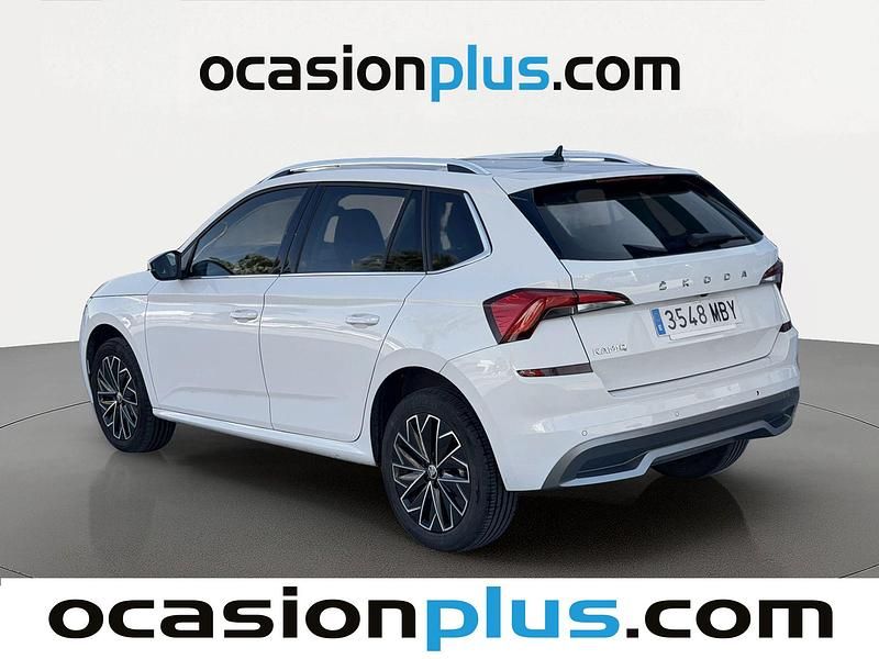 Usado Skoda Kamiq Ambition 110 CV (80 kW) 2022 Blanco SUV