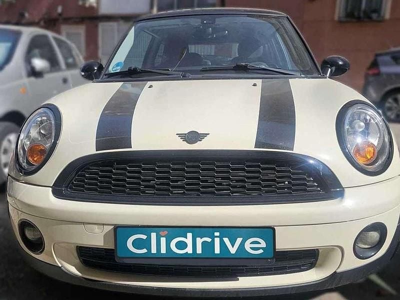 Usado Mini Cooper 122 CV (89 kW) 2010 Blanco Utilitario