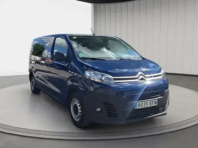 Usado Citroën Jumpy Comfort 116 CV (85 kW) 2017 Azul Monovolumen