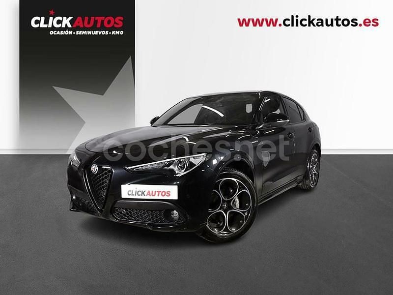 Negro Usado 2022 Alfa Romeo Stelvio Veloce SUV | 36.900 € (Caro) - Imagen 1/4