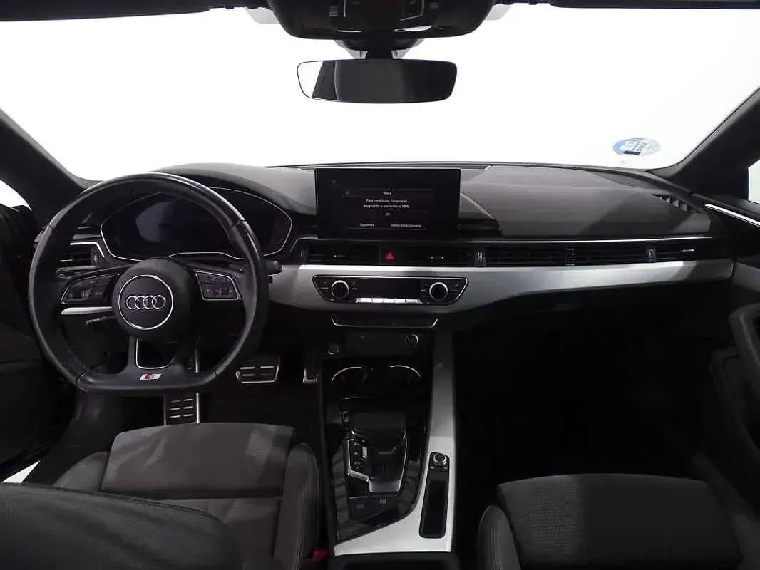 Usado Audi A5 Ambiente 204 CV (150 kW) 2021 Azul Coupe