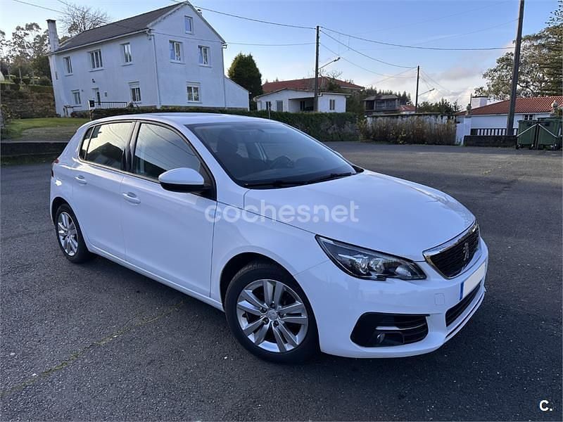 Blanco Usado 2019 Peugeot 308 Business-Line Berlina | 8990 € (Super precio) - Imagen 1/4