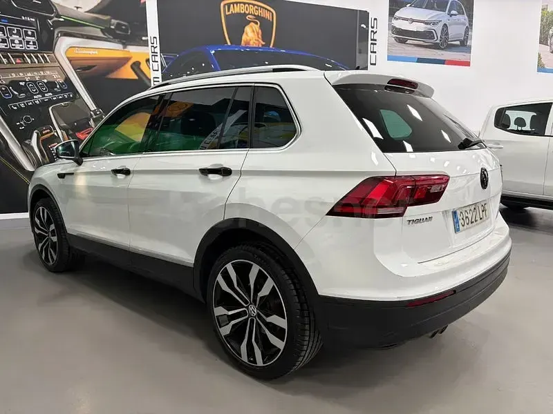 Usado VW Tiguan Sportline 150 CV (110 kW) 2019 Blanco SUV