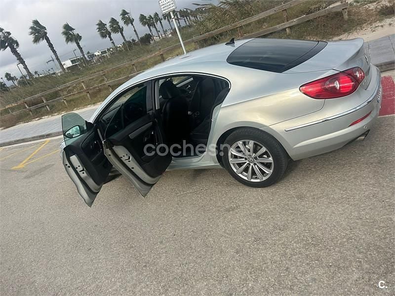Usado VW Passat 140 CV (102 kW) 2009 Gris / plata Berlina