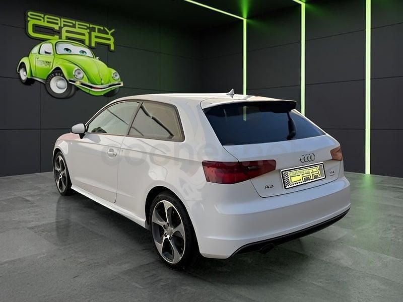 Usado Audi A3 S-Line 110 CV (80 kW) 2015 Blanco Berlina