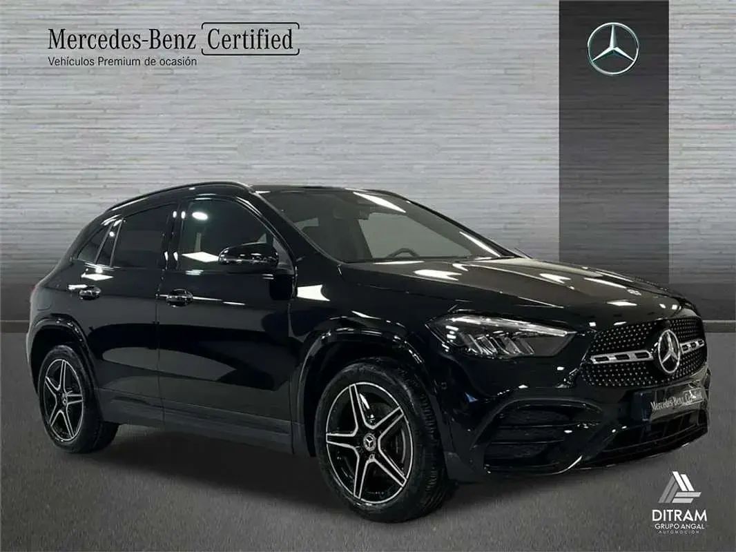 Usado Mercedes GLA250 218 CV (160 kW) 2024 SUV