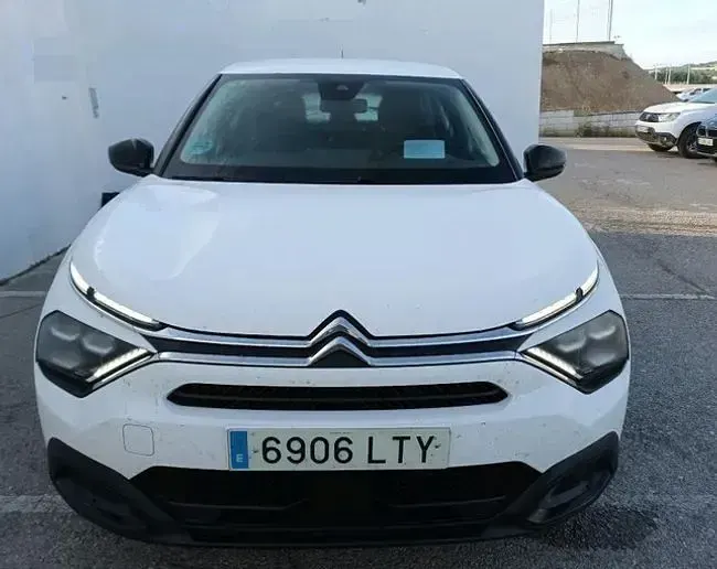 Usado Citroën C4 Feel 130 CV (95 kW) 2021 Blanco Berlina