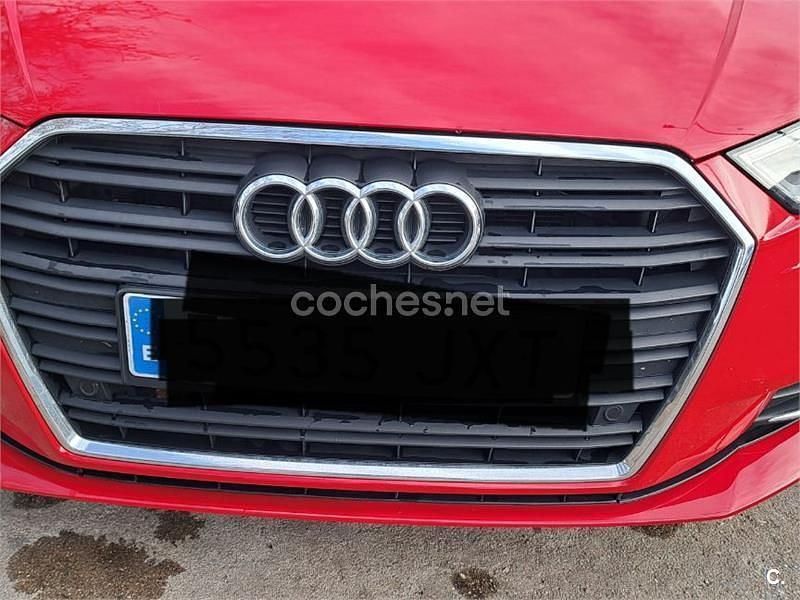 Usado Audi A3 Sport 110 CV (80 kW) 2017 Rojo Berlina