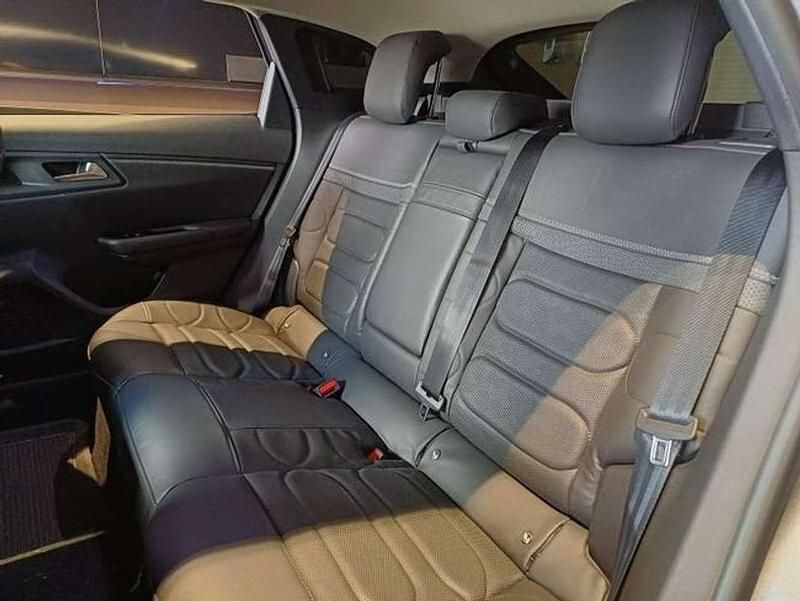 Usado Citroën C5 X 179 CV (131 kW) 2024 Gris Familiar