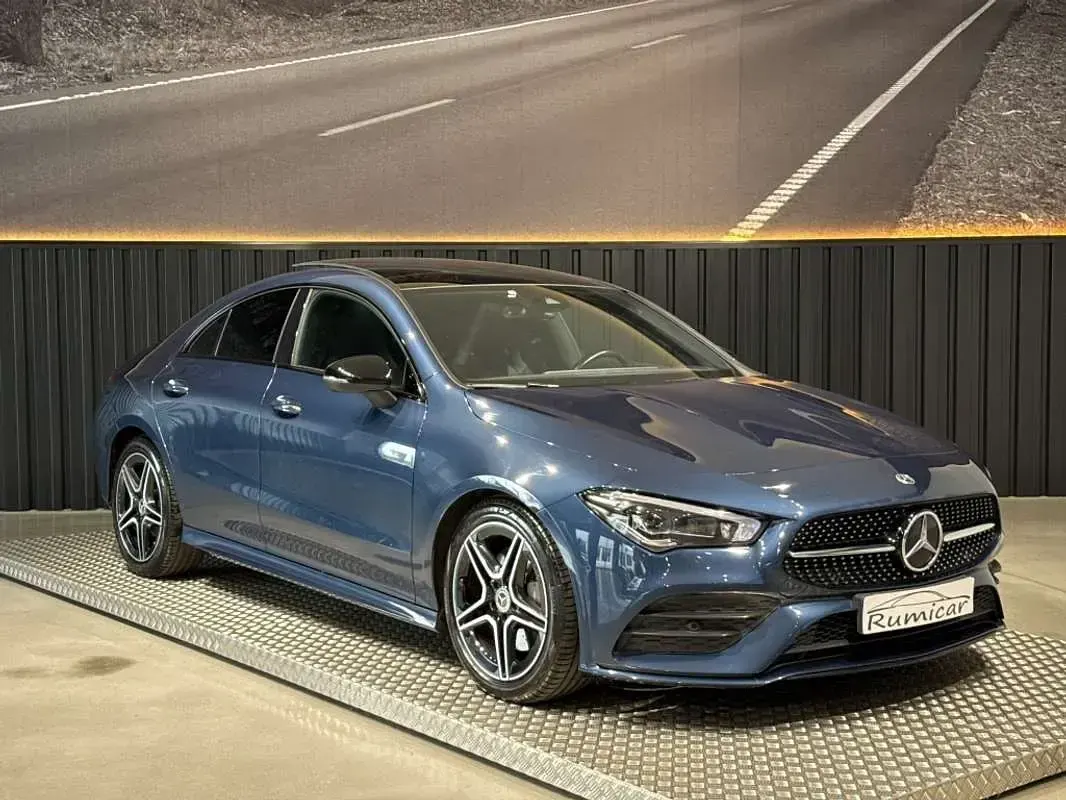 Usado Mercedes CLA200 150 CV (110 kW) 2021 Azul Coupe